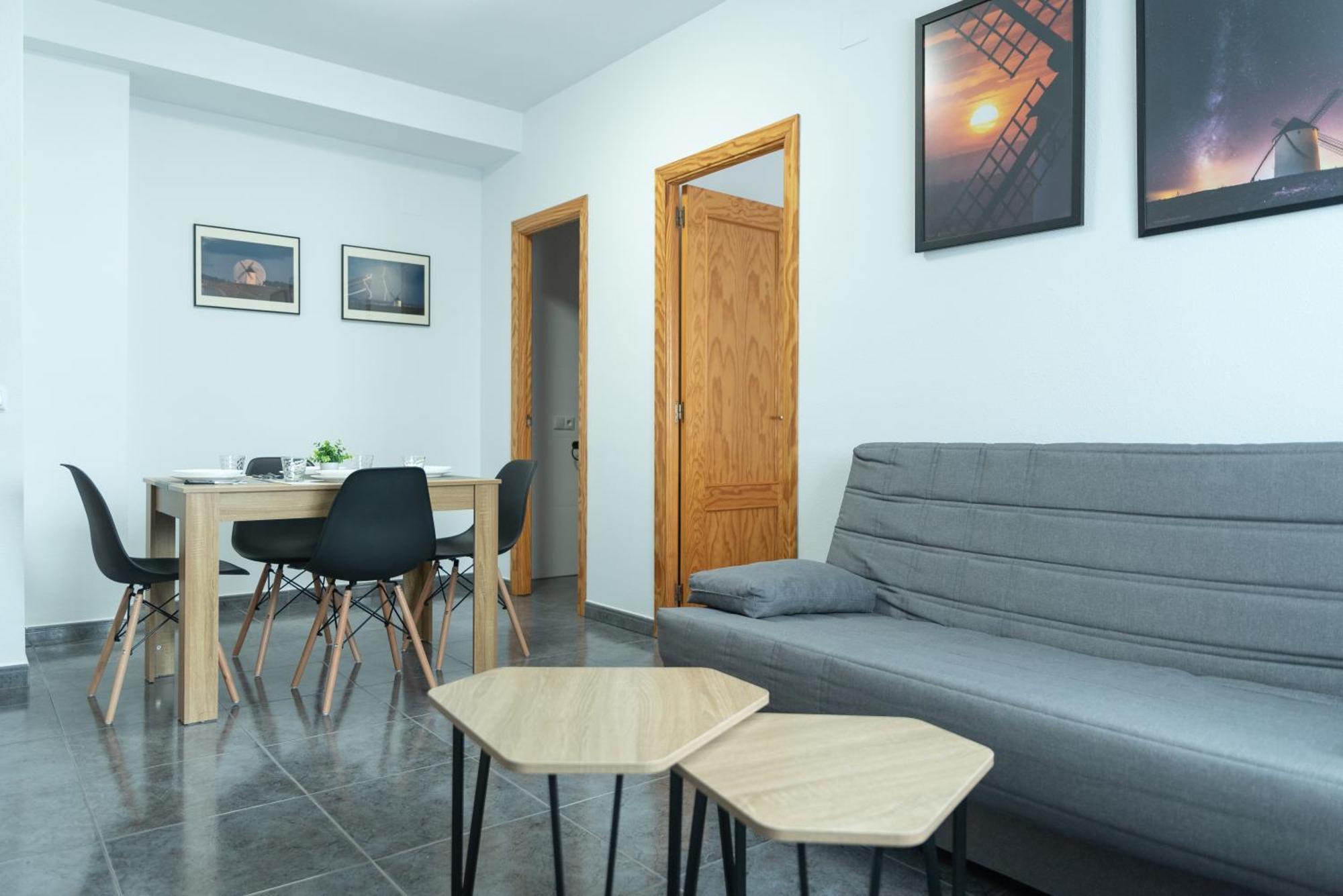 Apartamentos La Mota - Centrico Mota Del Cuervo Buitenkant foto
